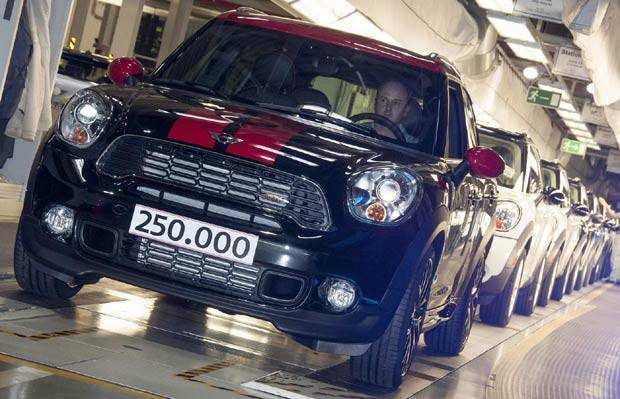 MINI produz Countryman número 250 mil