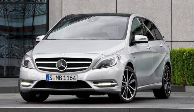 Mercedes-Benz reduz preços no Brasil