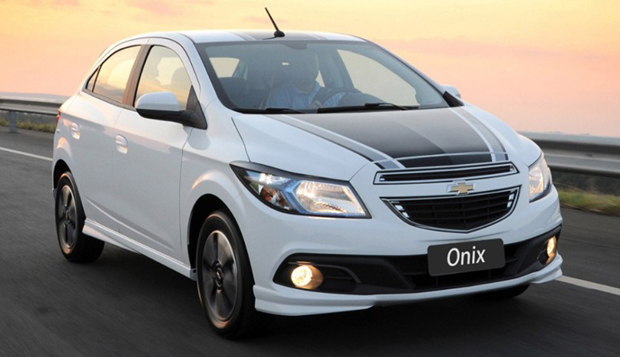 Onix e Prisma custam menos na Argentina