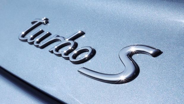 Porsche 911 Turbo 2014 terá apenas câmbio automático