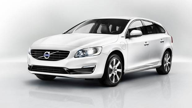 Volvo aumenta produção do V60 Plug-In Hybrid