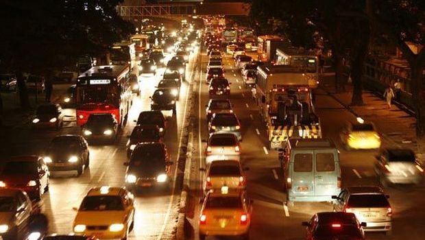 Trânsito lento faz São Paulo perder R$ 40 bilhões por ano