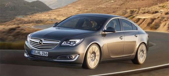 Opel/Vauxhall Insignia 2013 ganha facelift