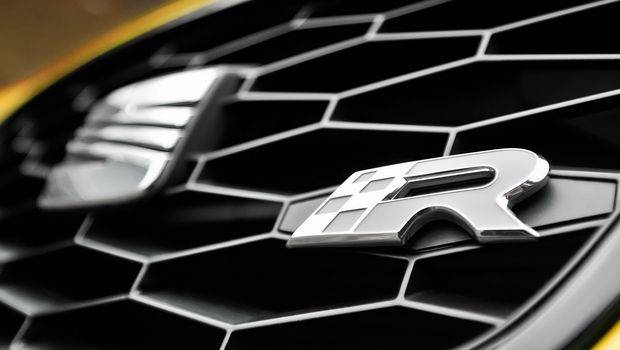 Seat avalia lançamento do Leon Cupra R