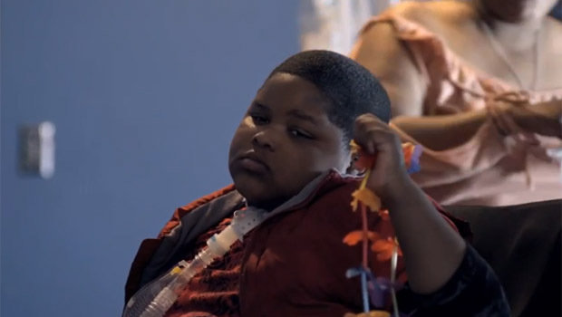 Vídeo sobre os perigos de escrever mensagens ao dirigir é revelado