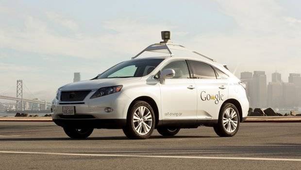 Google detalha acidentes com seus carros autônomos