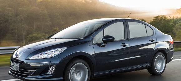 Peugeot 408 ganha câmbio de seis marchas