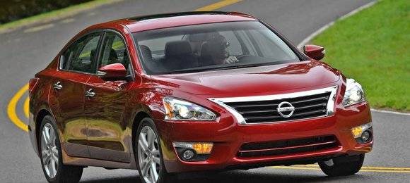 Nissan inicia pré-venda do Altima