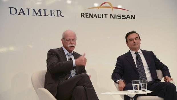 Daimler e Renault-Nissan detalham fábrica mexicana