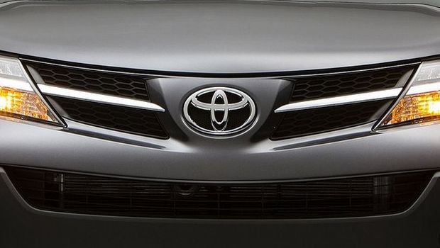 Lucro líquido da Toyota aumenta 10% no trimestre