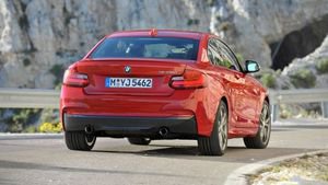 bmw-m235i-2.jpeg