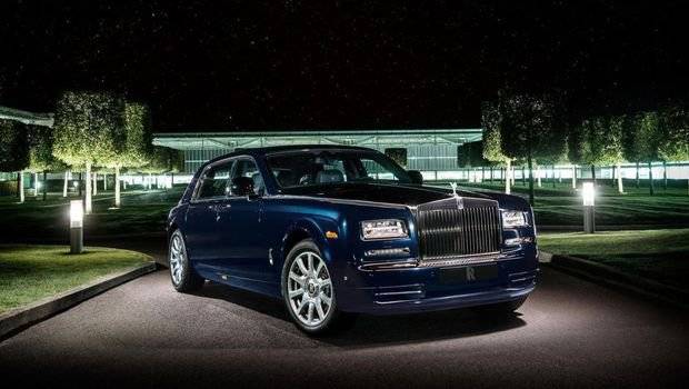 Rolls-Royce mostra Celestial Phantom especial em Dubai