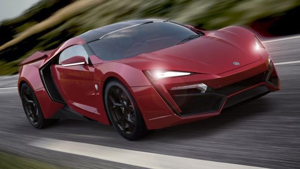 Lykan Hypersport é exposto em Dubai