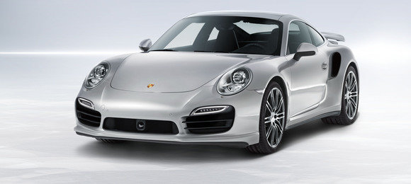 Porsche 911 Turbo chega por R$ 899 mil