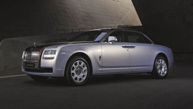 Rolls-Royce exibe Ghost Canton Glory