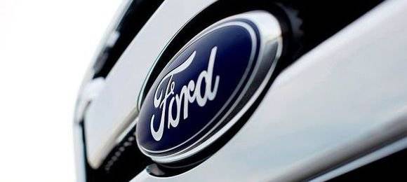 Falece ex-chefe de Ford e Jaguar