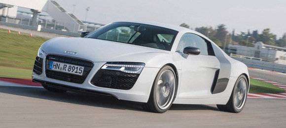 Próxima geração do Audi R8 poderá receber motor menor