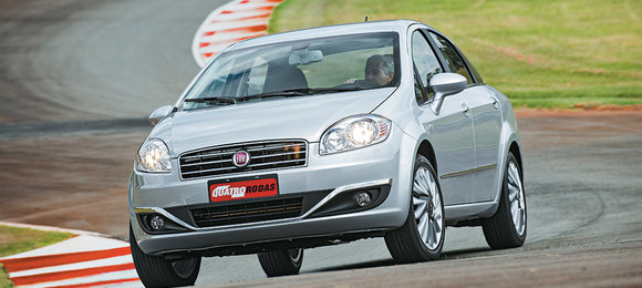 Fiat Linea Essence 2015