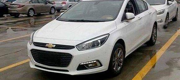 Imprensa chinesa flagra novo Cruze