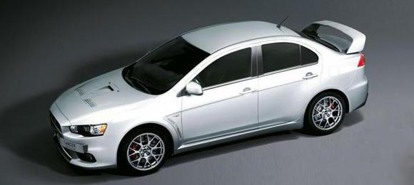 Mitsubishi Lancer Evolution X deve sair de linha neste ano, diz jornal