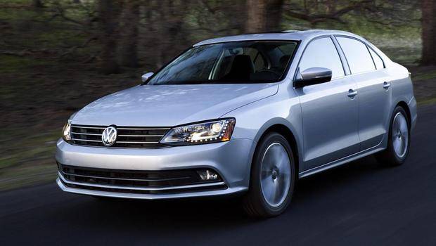 VW revela Jetta reestilizado
