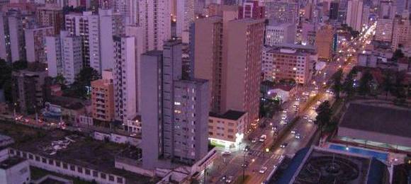 Curitiba é capital com mais carros por pessoa – veja ranking