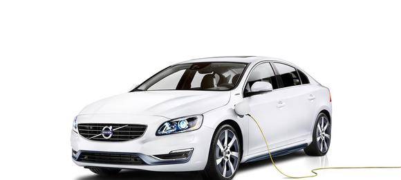 Volvo S60L híbrido será mostrado em Pequim