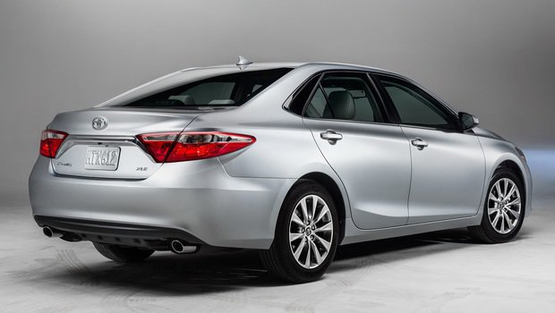 2015-toyota-camry-64.jpeg