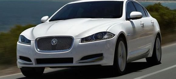 Jaguar chama XF para recall no Brasil