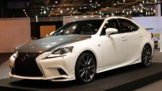 Lexus revela IS 25 Aniversario no Salão de Madri