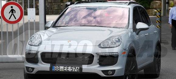 Surgem mais imagens do novo Porsche Cayenne