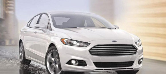 Ford Fusion Titanium FWD ganha mais itens