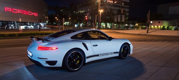 Reino Unido ganha edição especial Porsche Exclusive 911 Turbo S GB