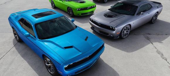 Dodge divulga preços e equipamentos para toda linha Challenger 2015