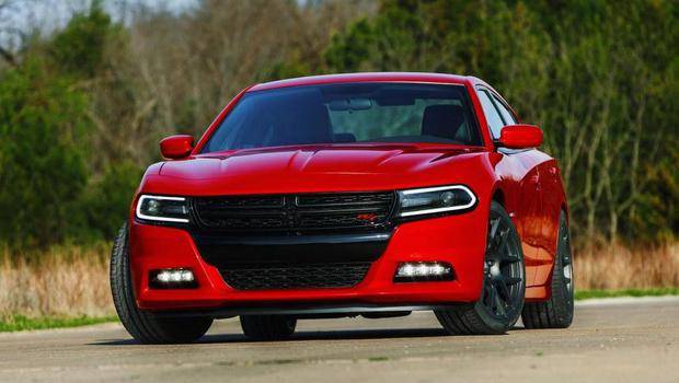 Dodge trabalha em Charger SRT Hellcat