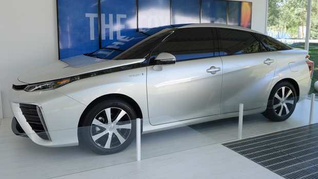Toyota irá sortear FCV nos Estados Unidos