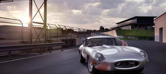 “Novo” Jaguar Lightweight E-Type é revelado para Pebble Beach