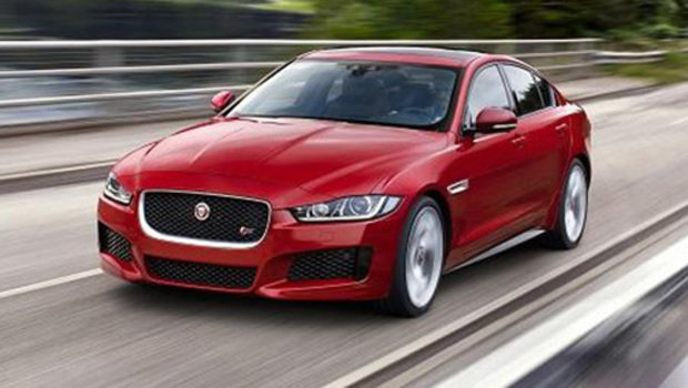Jaguar planeja XE com tração integral