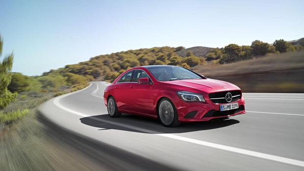 Mercedes-Benz CLA 2015 traz novidades