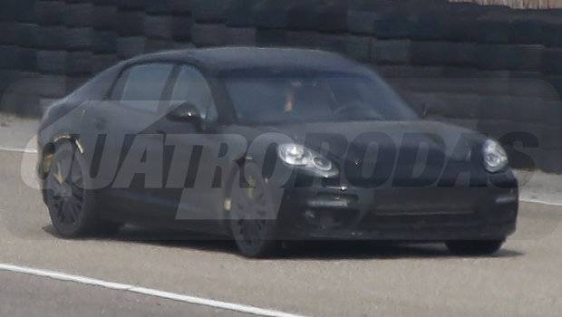 Segunda geração do Porsche Panamera é flagrada