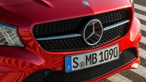 Mercedes rechaça compra da Aston Martin