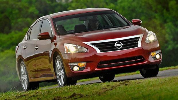 EUA: Nissan supera Toyota em eficiência energética
