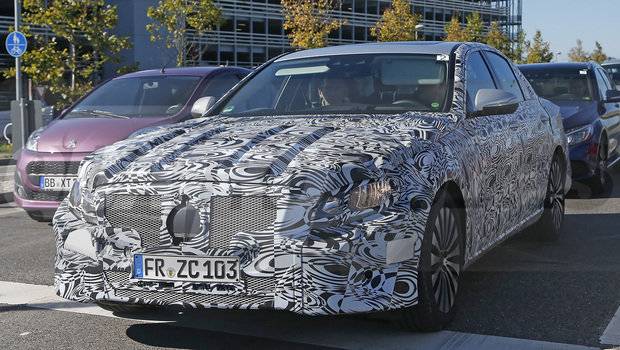 Flagra: nova Mercedes Classe E