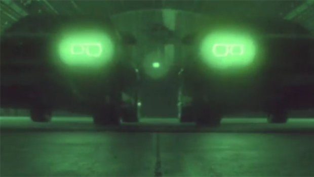 BMW provoca paparazzi em teaser dos novos X5M e X6M