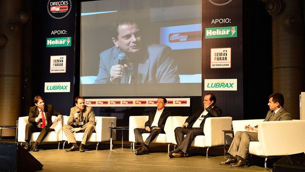 Executivos falam sobre futuro da indústria automotiva no Fórum Direções