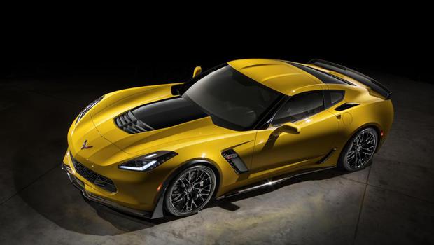 Chevrolet inicia entregas do Corvette 2015