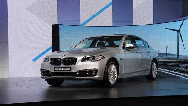 BMW 530Le plug-in é lançado na China