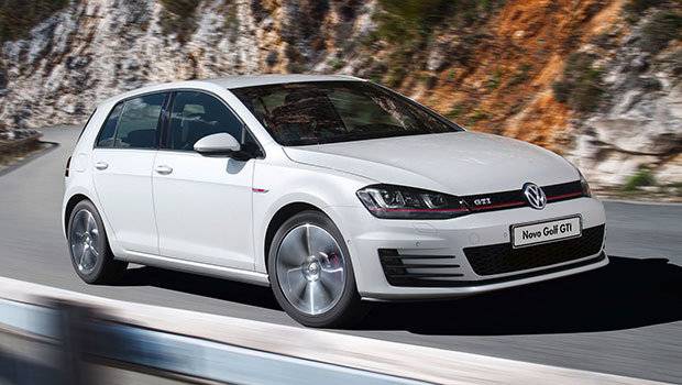 VW passa a importar novo Golf do México