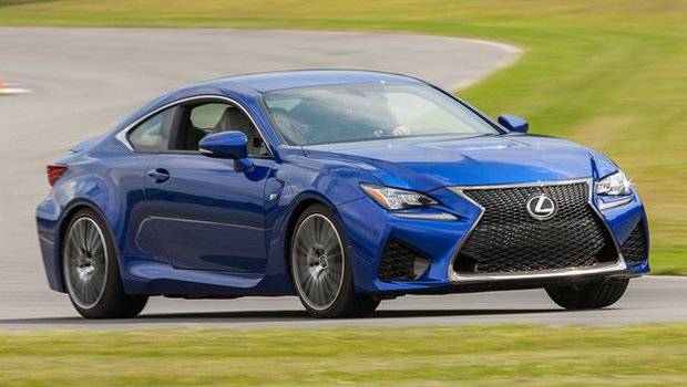 Lexus revela detalhes do motor do RC F