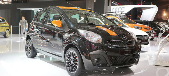 JAC lança J2 flex e confirma T5 para 2015